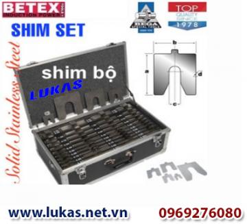 BETEX SHIMS - in carrying cases, B02abcd, BETEX - Holland
